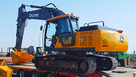 Экскаватор гусеничный John Deere E210 LC